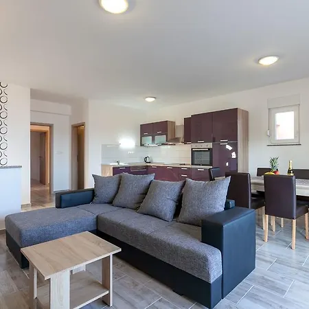 Mares Apartment